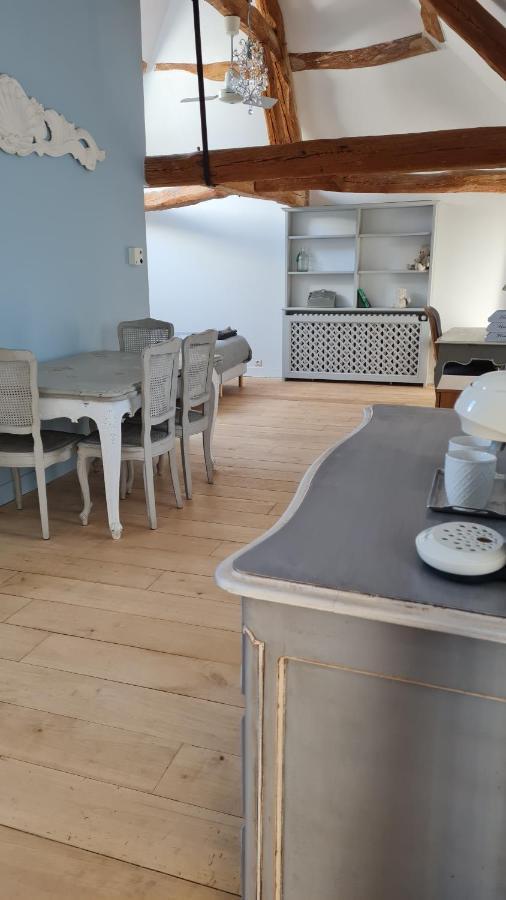 Belle Suite Dans Corps De Ferme - Logement Alicia Villiers-sous-Grez 外观 照片