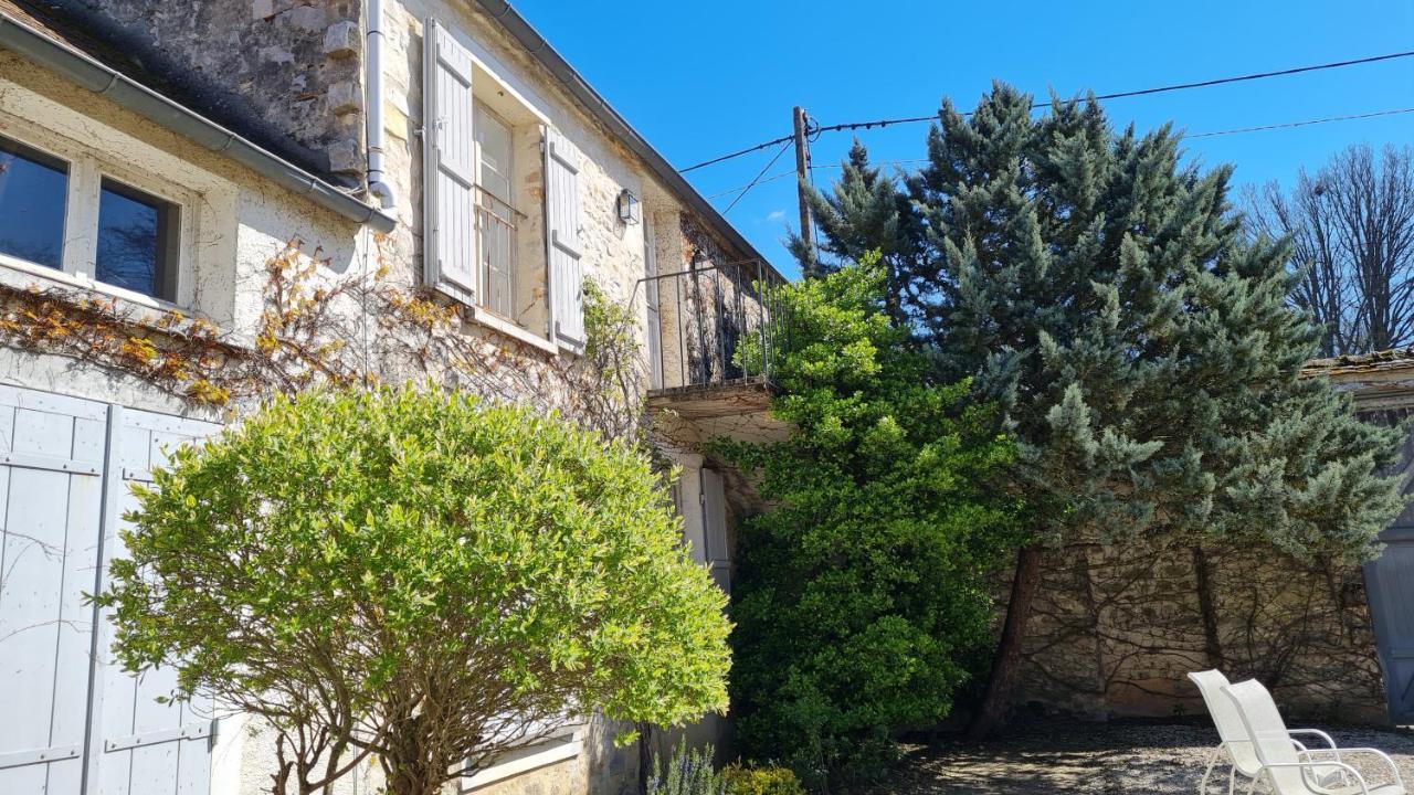 Belle Suite Dans Corps De Ferme - Logement Alicia Villiers-sous-Grez 外观 照片